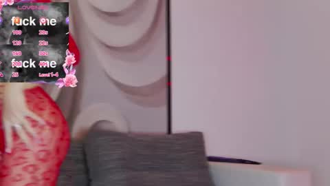 HaileyPeach online show from January 7, 7:39 pm