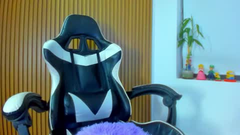 Anahis online show from November 6, 3:45 am