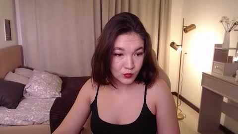 Mary online show from November 25, 12:07 pm