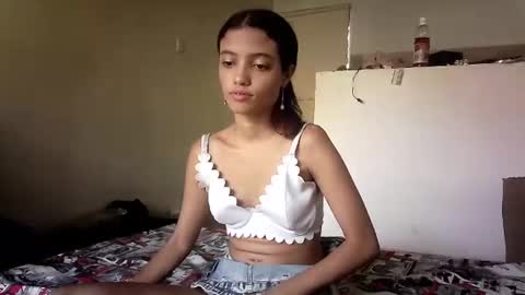 hambercrist online show from December 11, 3:15 pm