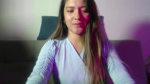 Hanna  online show from April 15, 1:06 am