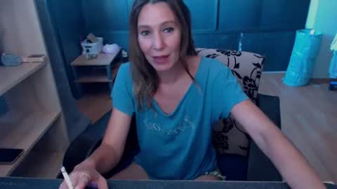 hanna_ha online show from July 13, 5:14 pm