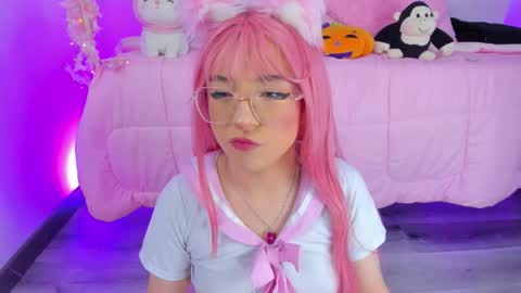 hannacutegod online show from February 7, 6:17 am