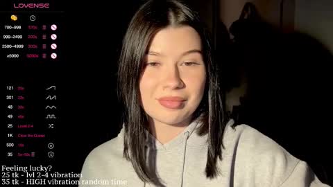 Hannah Allin online show from November 19, 5:46 pm