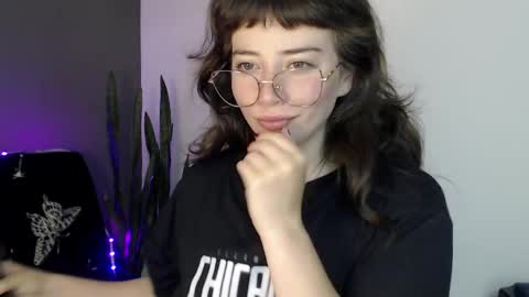 HannahHexx online show from April 11, 3:01 am