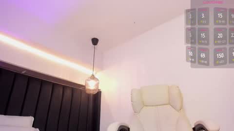 hannah  online show from October 29, 3:44 am