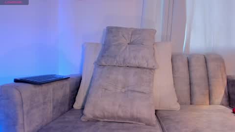 Snapshot of hannahdavisx chatting on January 12, 1:37 pm Hannah online show from January 12, 1:37 pm