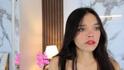 Snapshot of hannahill69 chatting on January 10, 4:33 am Hannahill69 online show from January 10, 4:33 am