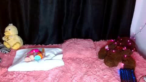 hannaqueen23 online show from September 23, 3:59 am