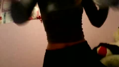 happyemily  online show from October 30, 8:32 pm