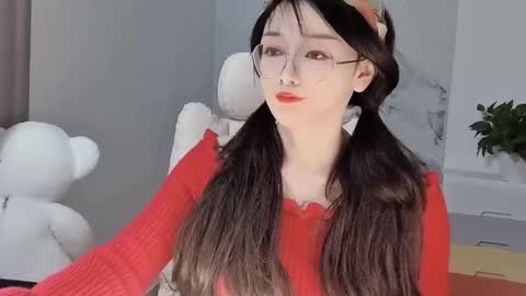 Daisy online show from February 17, 2:38 pm