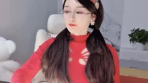 Daisy online show from January 27, 4:30 am