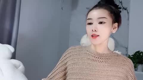 happysweety1688 online show from February 4, 1:08 am