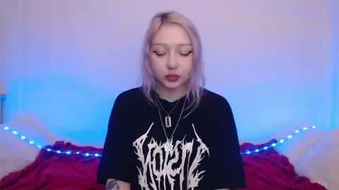 Emily online show from November 25, 10:21 pm