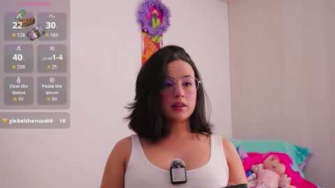 hearmymoans_18 online show from March 12, 2:20 pm