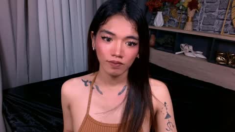 HEATHER online show from May 7, 5:49 pm