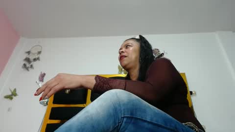 helenahotwet online show from January 28, 6:49 pm