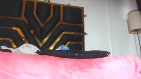 helenahotwet online show from February 7, 7:18 pm