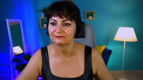 helenbeler online show from November 4, 8:30 am