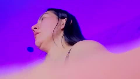    online show from December 5, 11:55 am