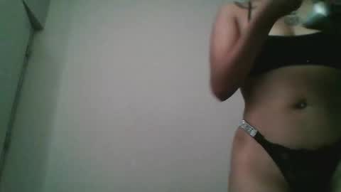 helenoliveira76340912 online show from May 2, 7:39 pm