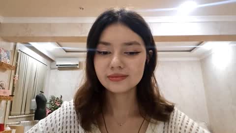 Alice online show from November 27, 3:37 pm