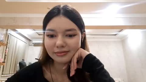 Alice online show from November 13, 3:33 pm