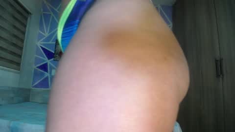 hellen maya online show from April 16, 9:39 pm