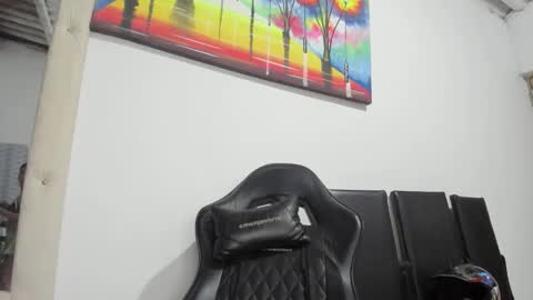 hellen_scot_ online show from February 13, 12:01 am