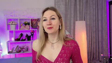 Alisia  Monday to Friday from 10 am to 4 pm GMT 2 online show from March 12, 8:19 am