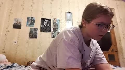Leila online show from July 8, 9:17 pm