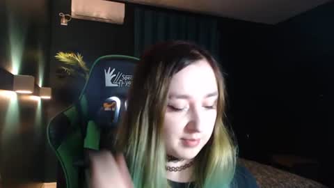 Hentaishiing online show from June 26, 6:31 pm