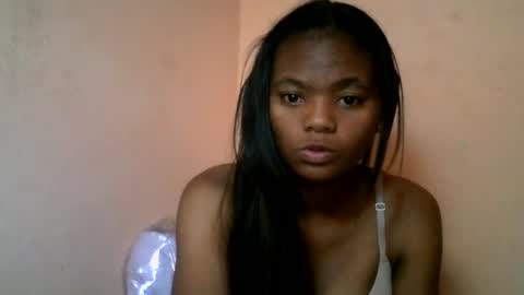 herisse01 online show from June 11, 7:05 am