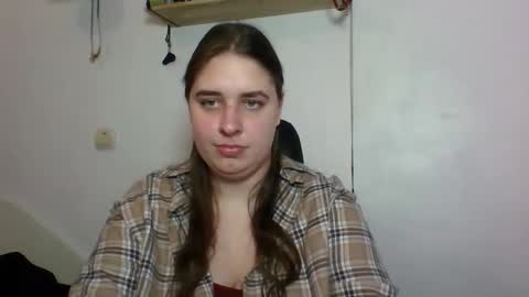 hess_luna_ online show from October 8, 9:24 am