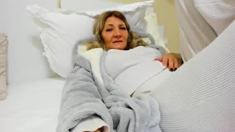 Heyheygrey online show from February 7, 7:06 pm