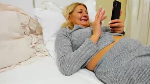 Heyheygrey online show from March 1, 7:48 pm