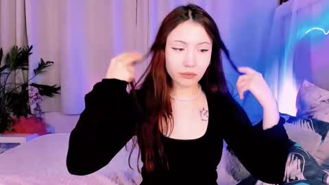 Lina online show from December 14, 8:25 pm