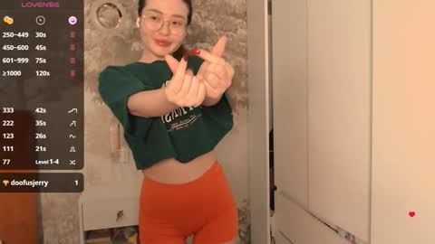 Hiaru online show from December 18, 5:56 am