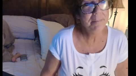 hidden_gold_milf online show from July 14, 2:05 am