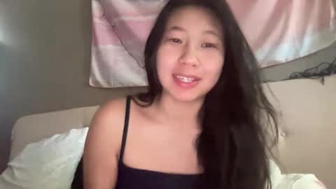 HiddenR0se online show from May 31, 7:37 pm