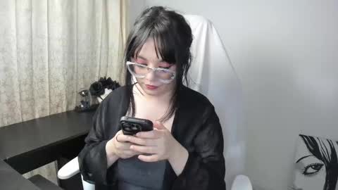 Snapshot of hikaru_arimura chatting on February 25, 2:25 am hikaru_arimura online show from February 25, 2:25 am