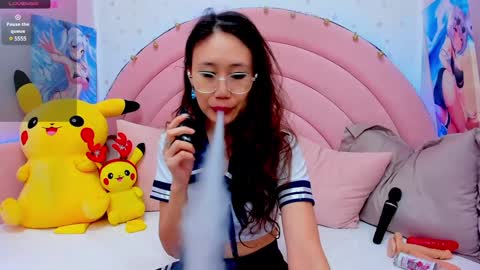 Snapshot of hikori_ chatting on January 8, 1:32 am Hikori online show from January 8, 1:32 am