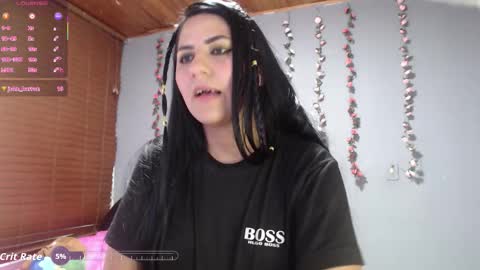 hilaril18 online show from January 10, 11:53 pm