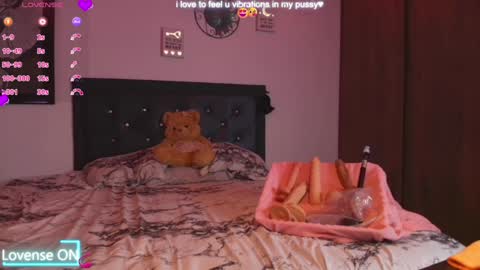 LUNA new account  FOLLOW ME online show from January 18, 1:52 am