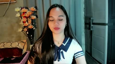 hilarymolly online show from February 27, 2:55 am