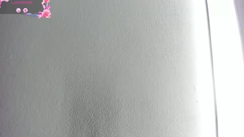 Hilary Thomsom online show from December 17, 12:31 pm