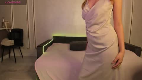 Lina online show from March 5, 12:28 am