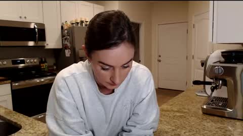 Holi Hurricane online show from March 19, 3:11 am