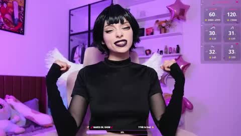 Holli online show from April 26, 1:42 pm