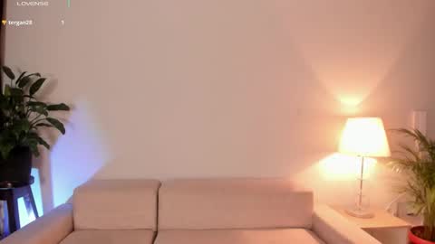 holly    online show from March 17, 9:24 am